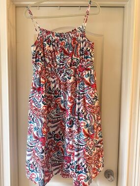Kensie White Paisley Midi Skirt with Red & Blue Print